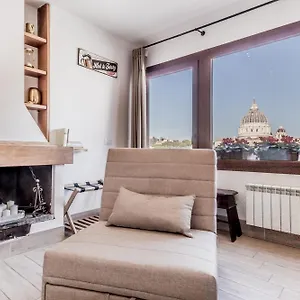 My San Pietro Home, Vaticano Rom